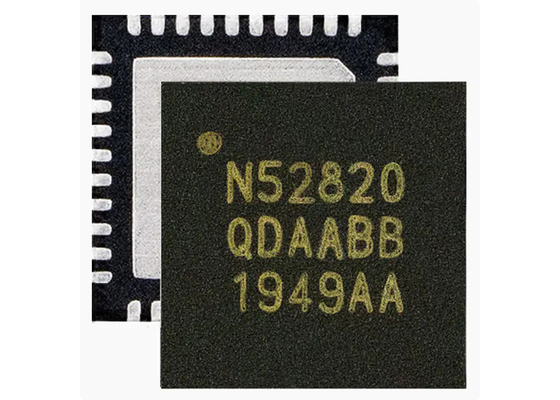 2,4 GHz 40-VFQFN BT IC NRF52820-QDAA-R7 Transceiver RF IC Montaż powierzchniowy