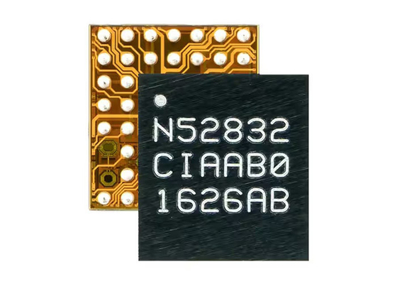 NRF52832-CIAA-G BT IC Wszechstronny BT 5.4 SOC WLCSP50 System multiprotocol na chipie