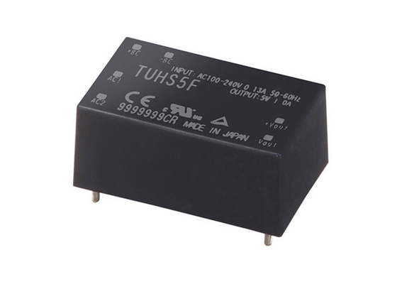 Zintegrowany układ CHIP TUHS5F05 5V 1A Zamknięte konwertery prądu prądu przemiennego, 6-DIP Moduł