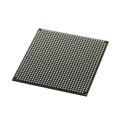 Pole programowalne Array bramy EP4CGX150DF31C8N Cyclone IV GX Wbudowany FPGA programowalna logika IC 896-BGA